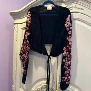 Gorgeous, floral embroidered sleeve- dramatic, black blouse! STUNNING